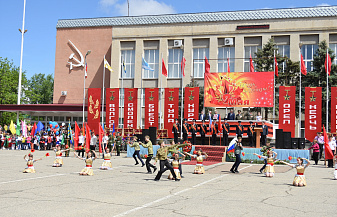 Кавказ день за днем