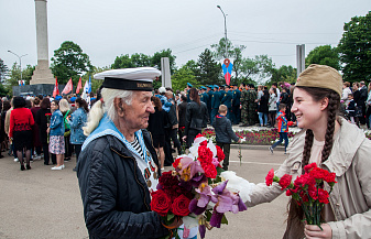 Кавказ день за днем