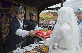 Кавказ день за днем