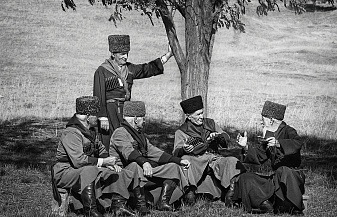 Кавказ день за днем