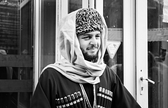 Кавказ день за днем
