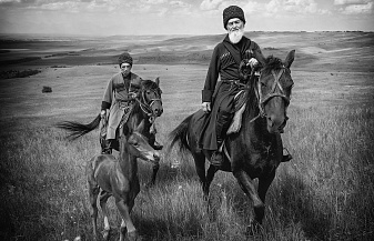 Кавказ день за днем
